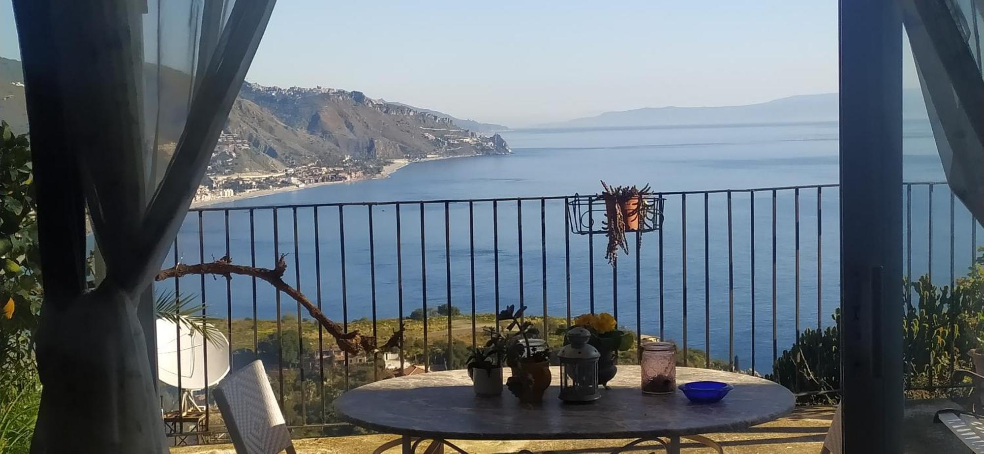 Blue Sky House Bed and breakfast 3*